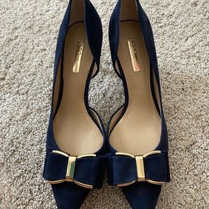 Size 6.  Blue Suede.